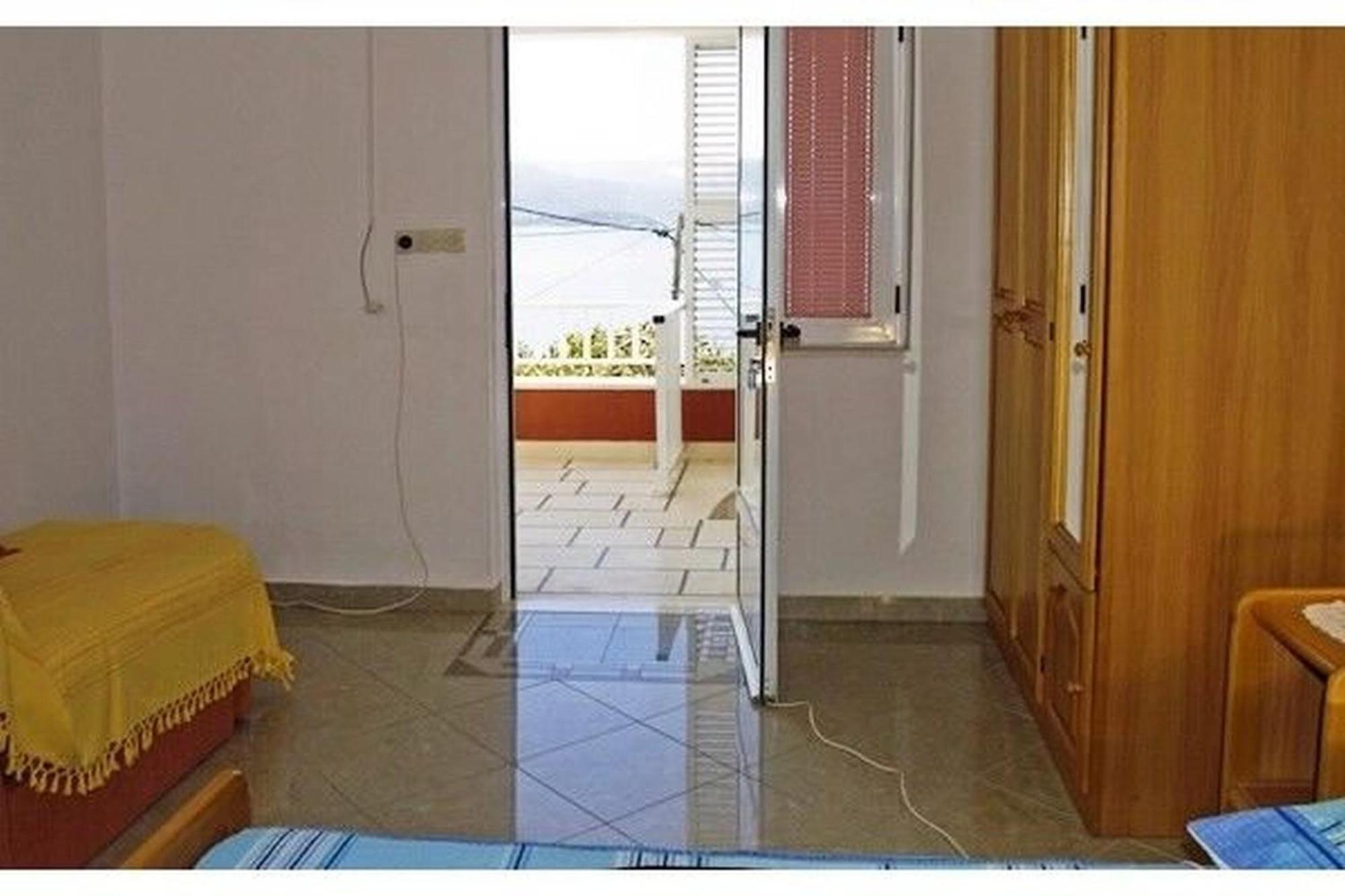 Apartments And Rooms Florijan Klek Extérieur photo